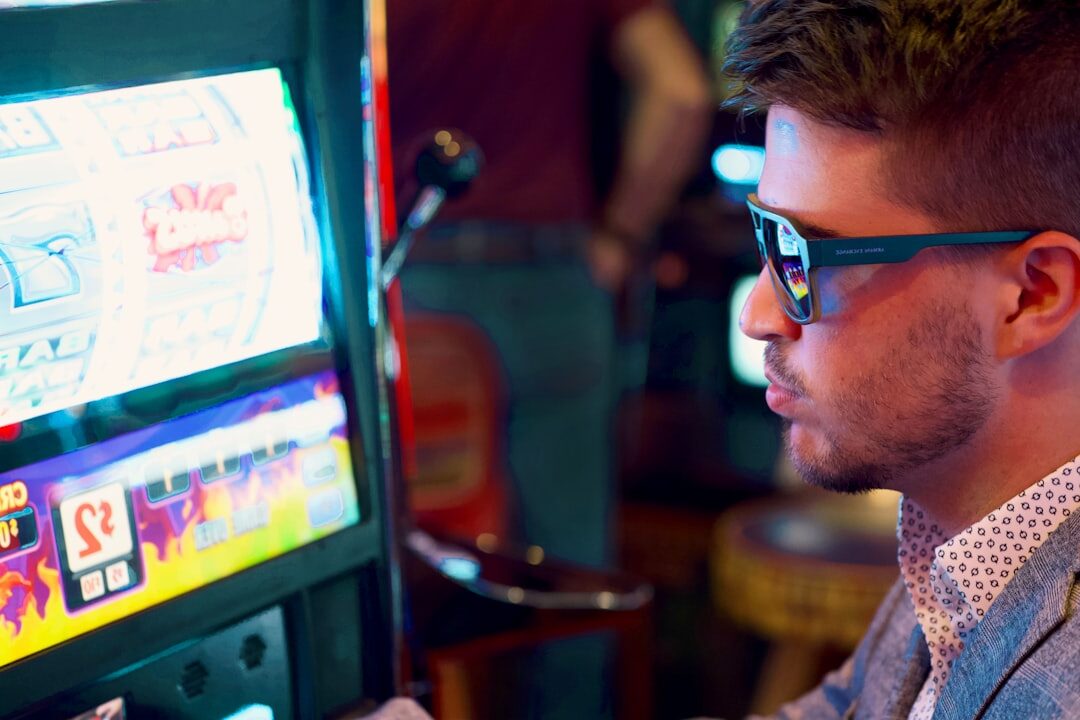 photo of man wearing black sunglasses
